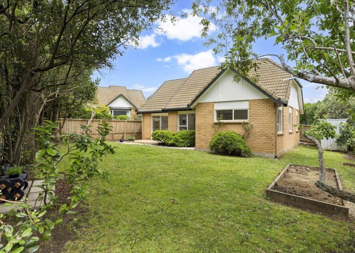  at 2/55 Moore Street, Howick, Manukau City, Auckland