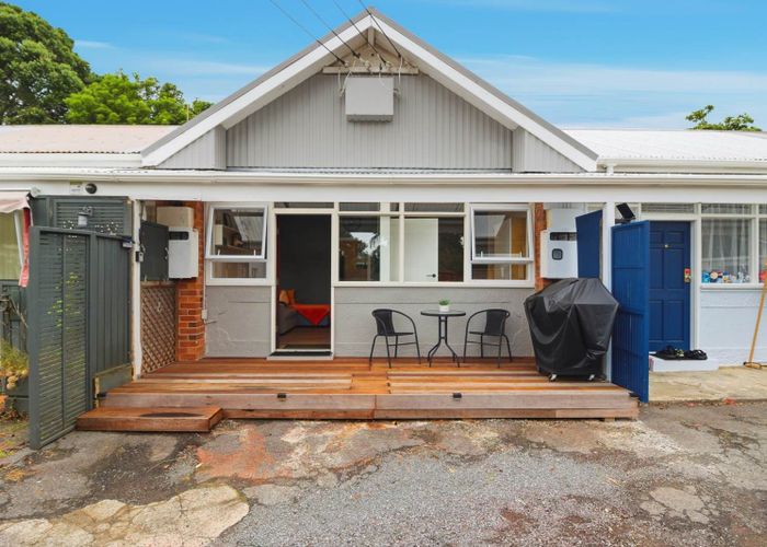  at 3/9 August Place, Greenlane, Auckland City, Auckland