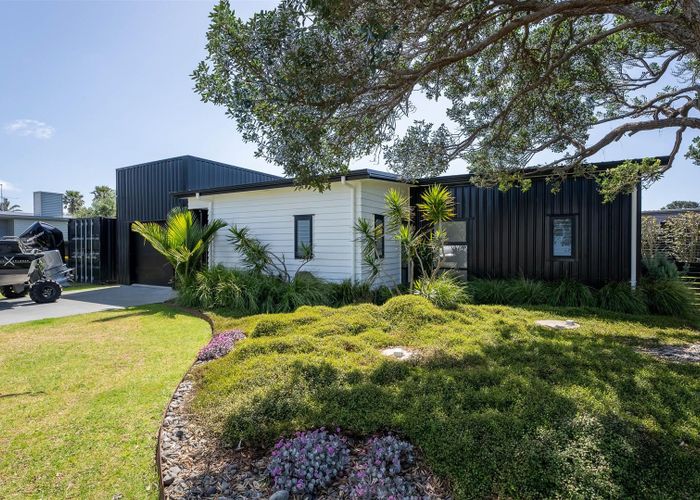  at 3 Rita Way, Warkworth