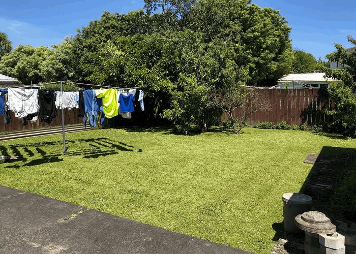 at 405 Bucklands Beach Road, Bucklands Beach, Auckland