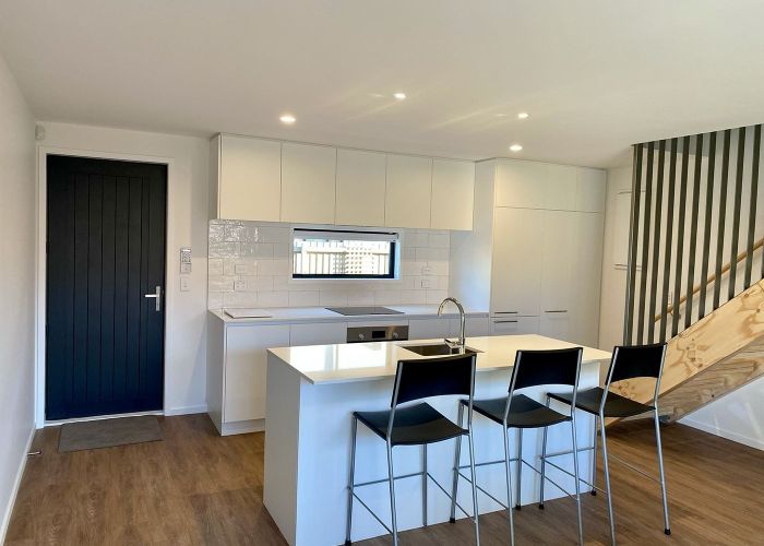  at 2/45 Division Street, Riccarton, Christchurch City, Canterbury