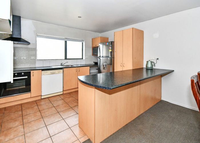  at 2 Alderson Lane, Favona, Manukau City, Auckland