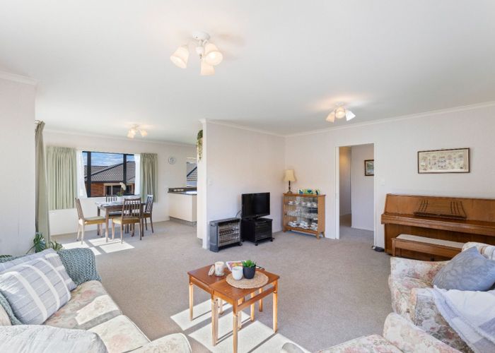  at 2/16 Sandel Rise, Merrilands, New Plymouth