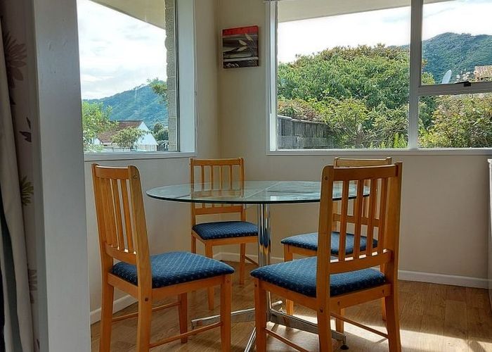  at 18 Rewarewa Crescent, Waikanae, Kapiti Coast, Wellington