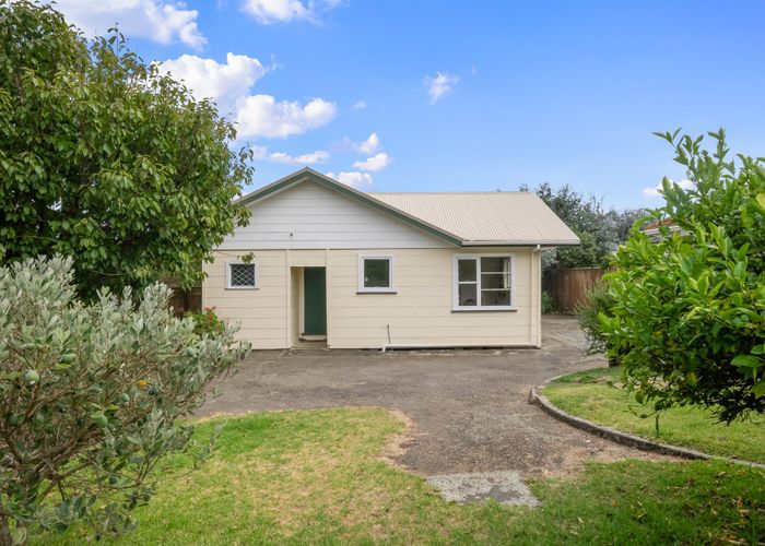  at 106 Wellington Road, Paekakariki