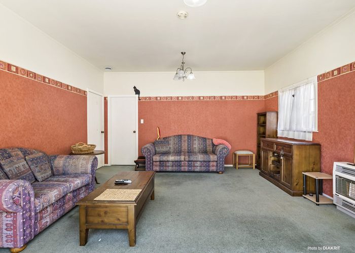  at 49 Tauhinu Road, Miramar, Wellington