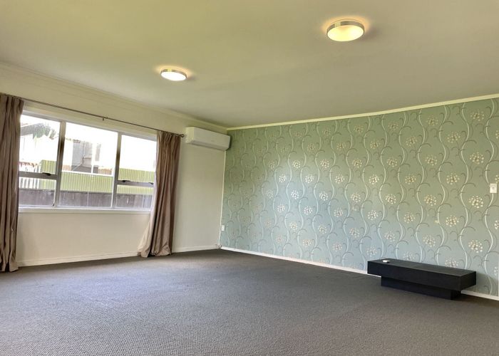  at 787 East Coast Road, Northcross, North Shore City, Auckland