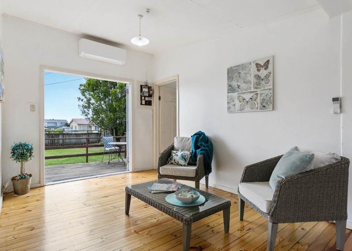  at 50 Bell Road, Beachlands, Auckland