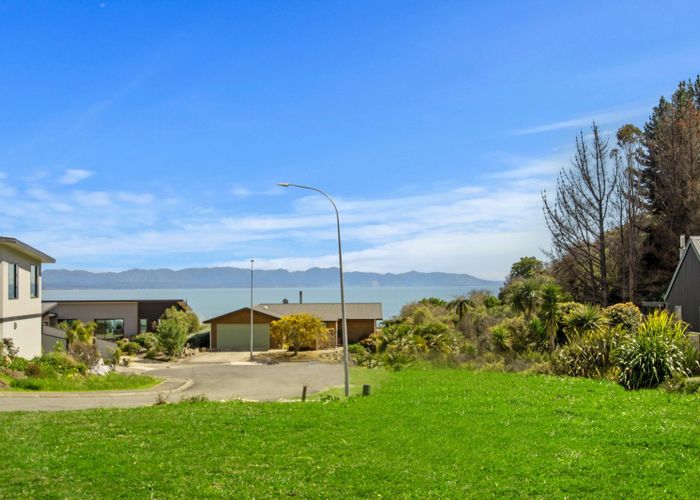  at 16 Pohutukawa Place, Pohara, Tasman, Nelson / Tasman