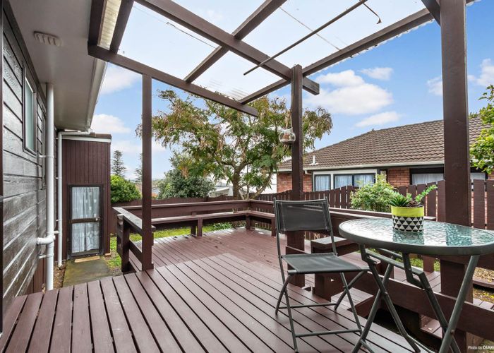  at 1/153 Whitford Road, Somerville, Auckland