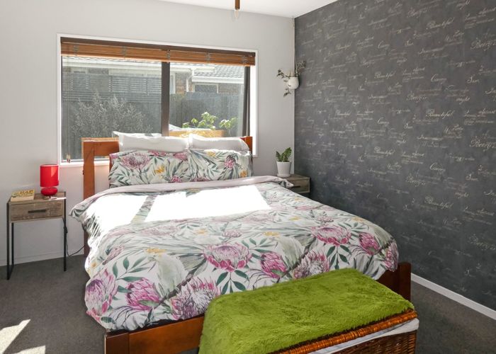  at 1/430 Barbadoes Street, Edgeware, Christchurch