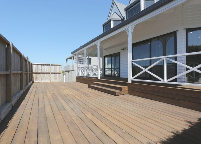  at 128 Beach Rd, Castor Bay, North Shore City, Auckland