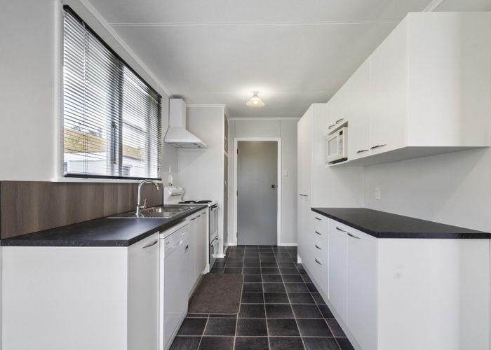  at 6 Dove Place, Taihape