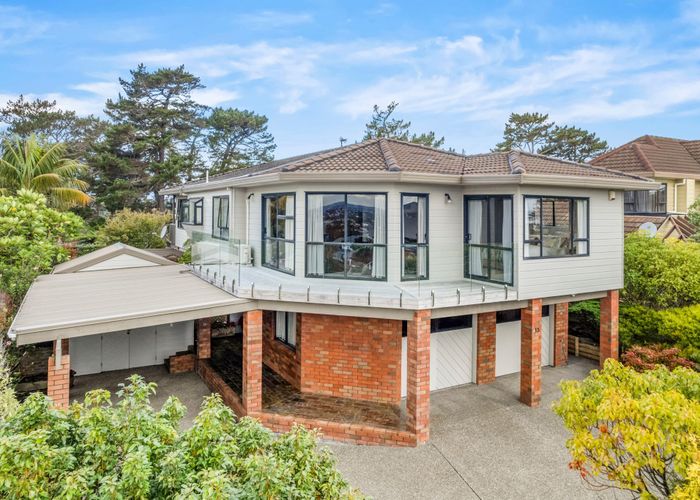  at 10 Sylvania Crescent, Lynfield, Auckland