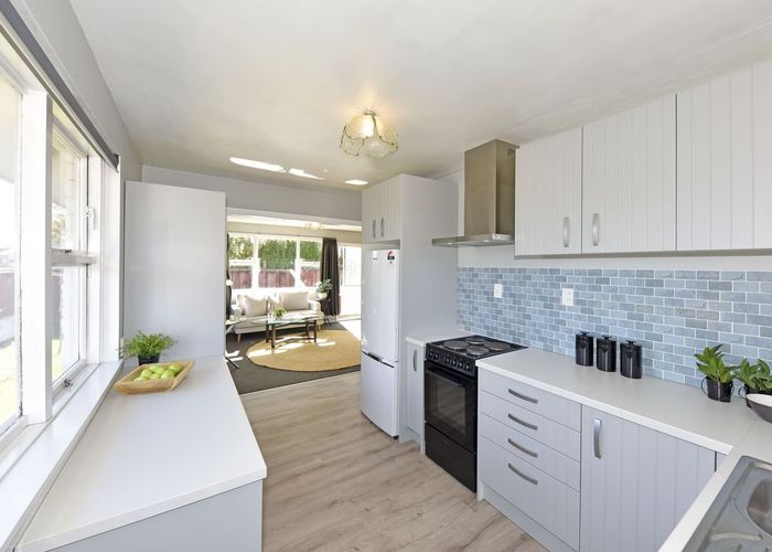  at 1/132 Aldwins Road, Phillipstown, Christchurch