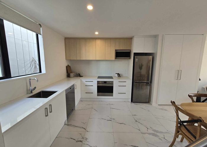  at 2/6 Rotherham Street, Riccarton, Christchurch
