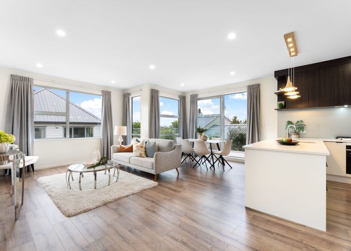  at 11 Manuwai Road, Torbay, Auckland