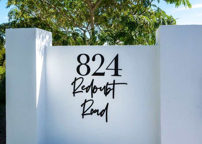 at 824 REDOUBT ROAD, Manukau Central, Manukau