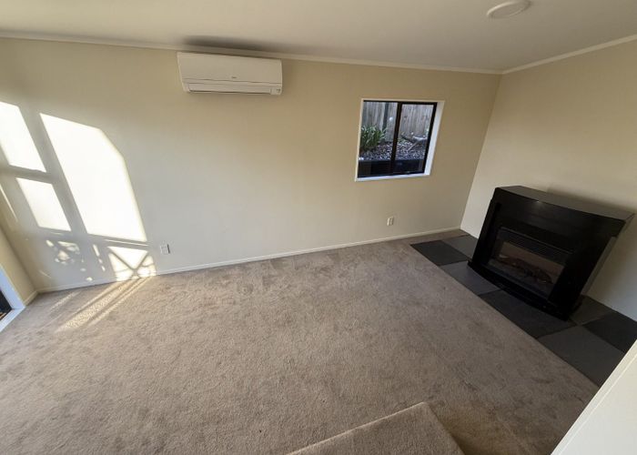  at 3/76 Kaurilands Road, Titirangi, Waitakere City, Auckland