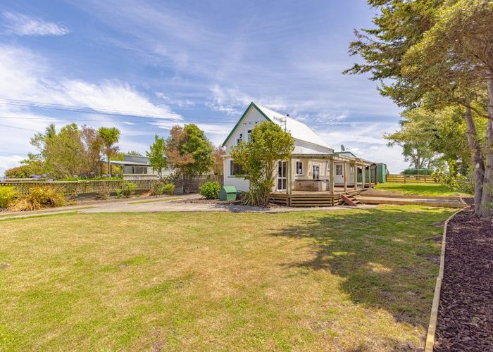  at 38 Francis Road, Westmere, Whanganui