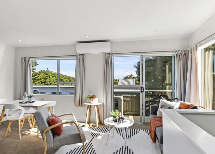  at 5/20 Bay Drive, Titahi Bay, Porirua