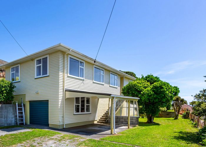  at 48 Te Pene Avenue, Titahi Bay, Porirua, Wellington
