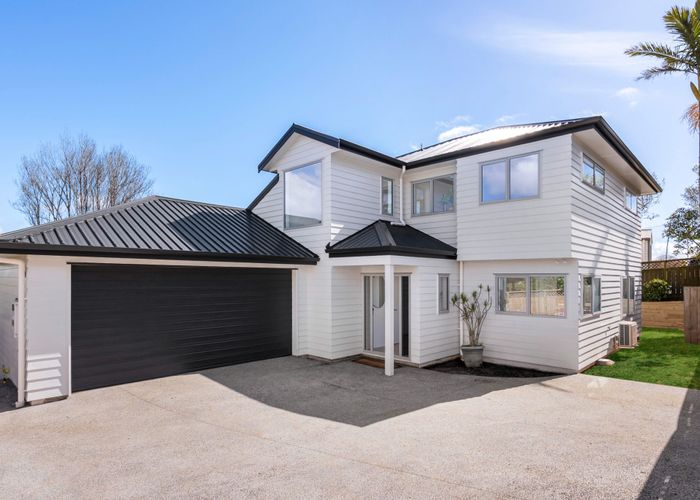  at 350B East Coast Road, Sunnynook, North Shore City, Auckland