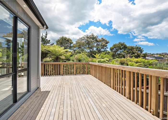  at 14 Para Close, Fairview Heights, Auckland