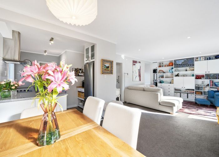  at 9/354 Muritai Road, Eastbourne, Lower Hutt, Wellington