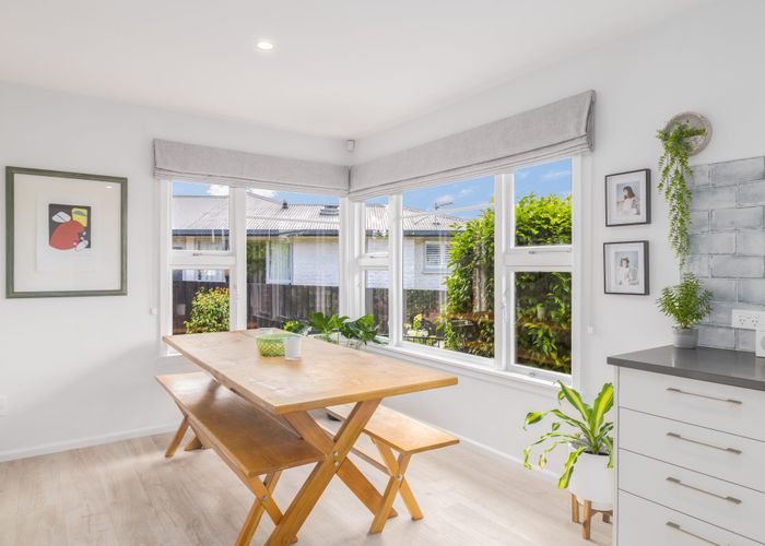  at 19 Lansbury Avenue, Strowan, Christchurch City, Canterbury