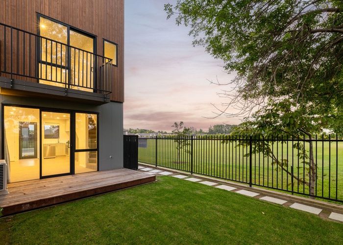  at 7 Malaga Crescent, Harewood, Christchurch City, Canterbury