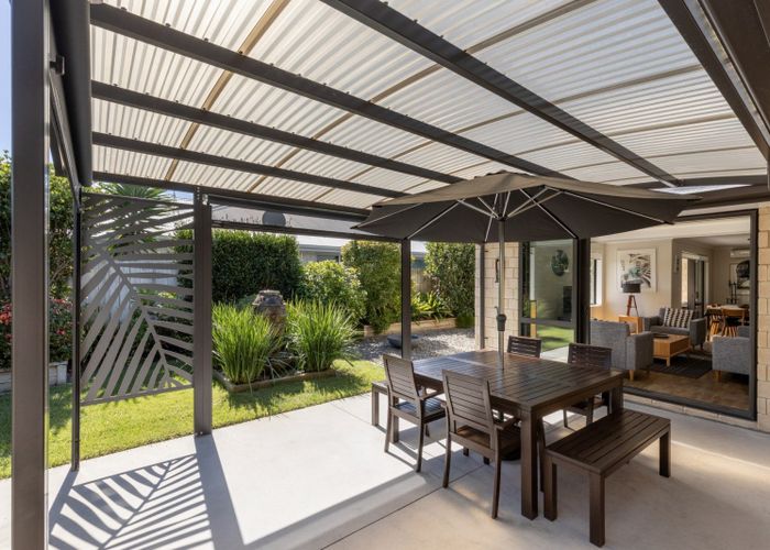  at 44 Hiria Crescent, Papamoa Beach, Papamoa