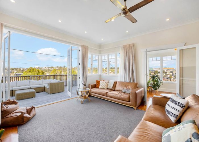  at 8 Matai Road, Stanmore Bay, Whangaparaoa