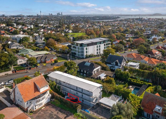  at 9/5 Orakei Road, Remuera, Auckland City, Auckland