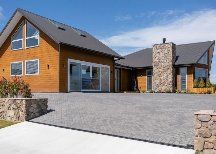  at 32 Wai Terrace, Wharewaka, Taupo