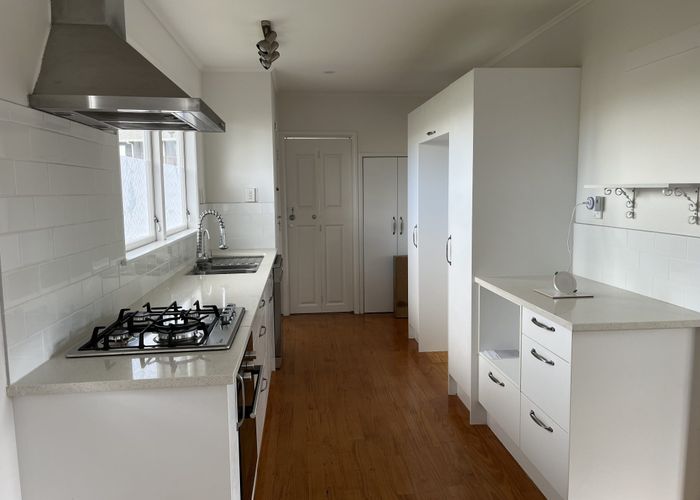  at 79 La Rosa Street, Green Bay, Waitakere City, Auckland