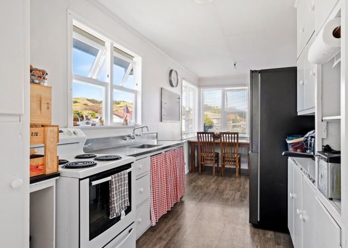  at 35 Dalton Street, Outer Kaiti, Gisborne