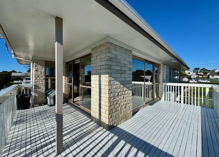 at 3/26 Grande Vue Road, Hill Park, Manukau City, Auckland
