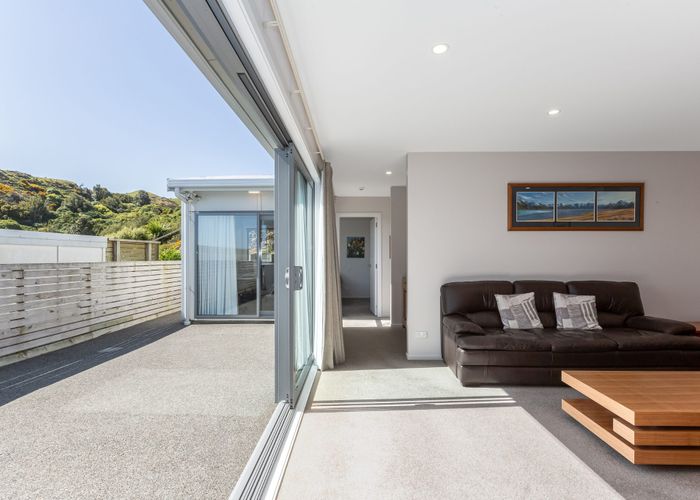  at 23 Red Beech Avenue, Woodridge, Wellington