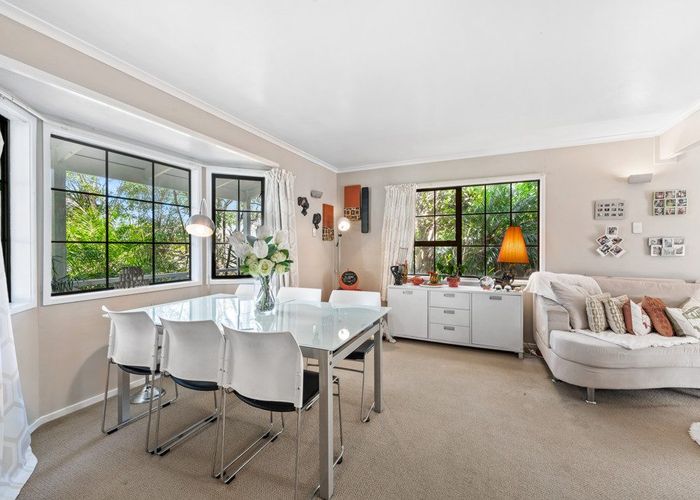  at 20 Fitzherbert Avenue, West Harbour, Waitakere City, Auckland