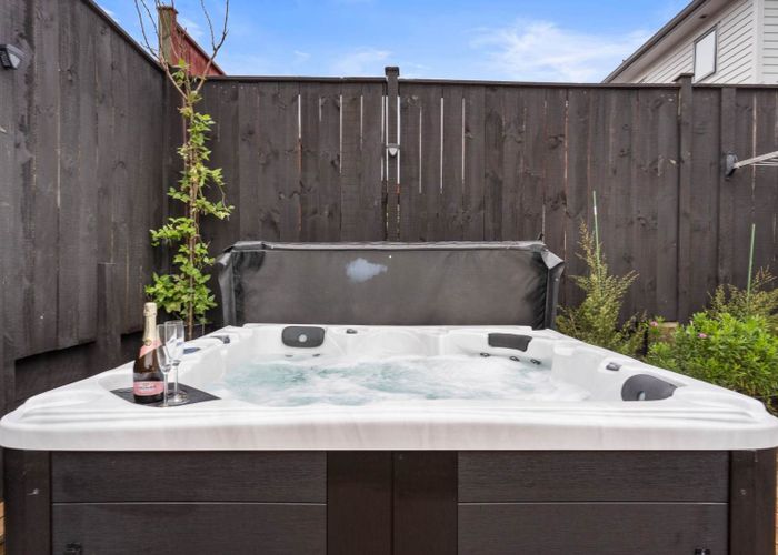  at 11 Kapara Street, Flat Bush, Auckland