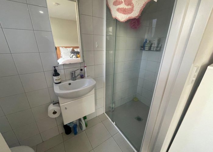  at 27C Newnham Terrace, Upper Riccarton, Christchurch City, Canterbury