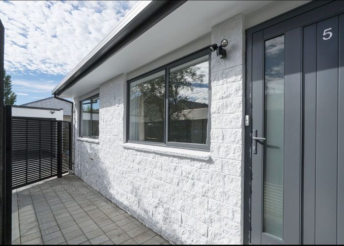  at 5/80 Bishop Street, St Albans, Christchurch