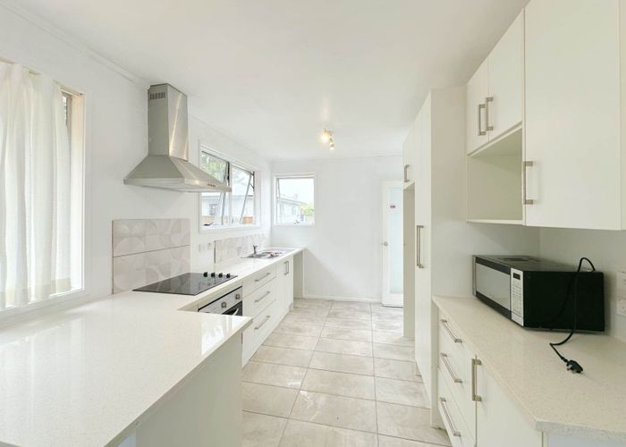  at 32 Yearsley Place, Manurewa, Manukau City, Auckland
