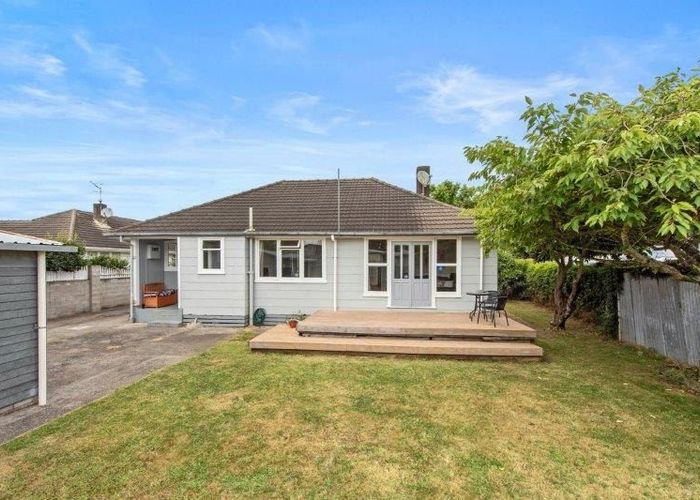  at 31 Slim Street, Bader, Hamilton