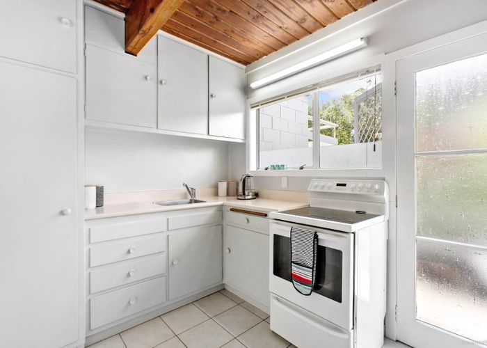  at 5/11 Ballin Street, Ellerslie, Auckland