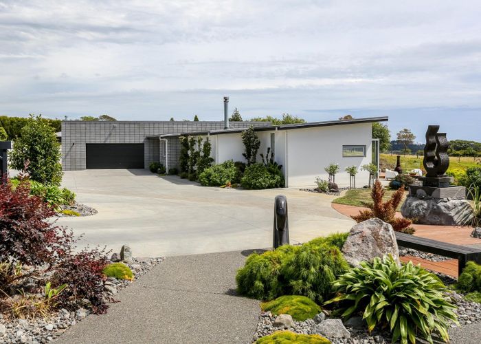 For sale 11 Wilson Road, Urenui, New Plymouth, Taranaki homes.co.nz