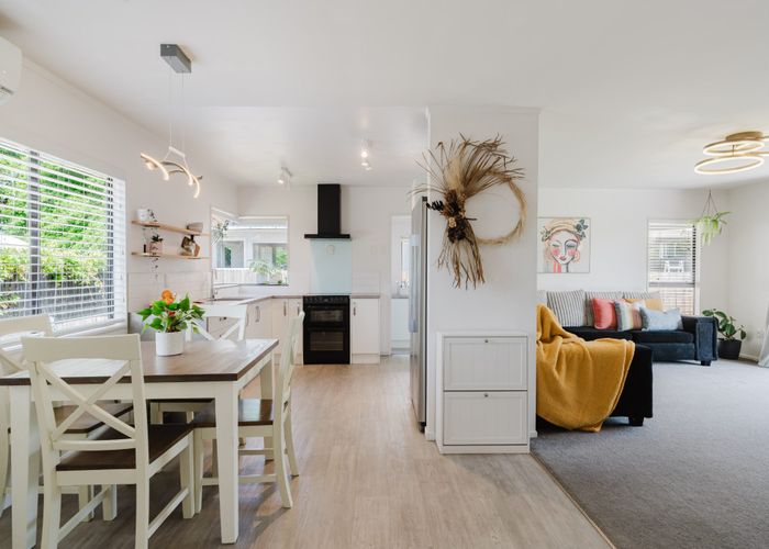  at 10 Ensign Place, Flagstaff, Hamilton, Waikato