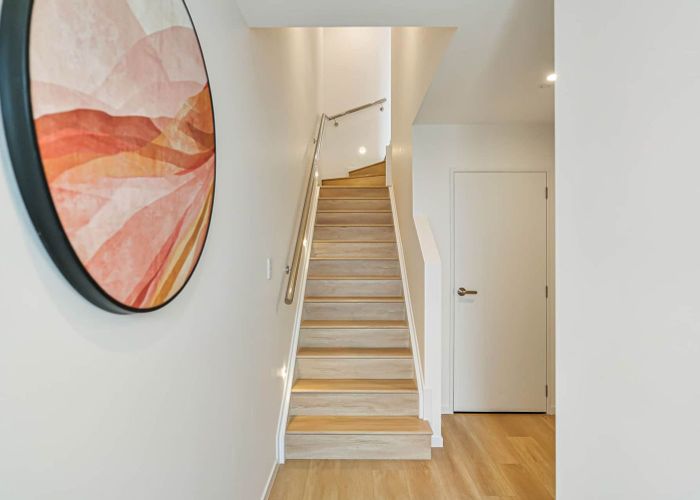  at 4 Papa Takaro Lane, Flat Bush, Auckland