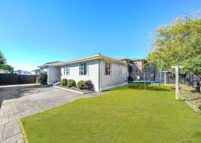  at 27 Sunlands Drive, Manurewa, Manukau City, Auckland